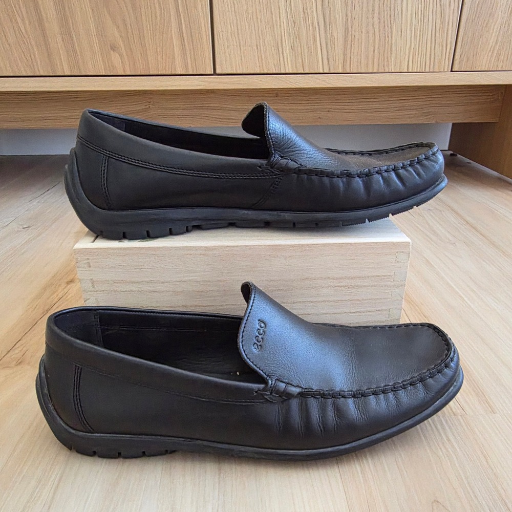 Ecco Helsinki Slip On Loafers Black Leather Extra Width Men's Size EU43 US 9-9.5